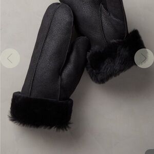 Overland Sheep Skin Mittens - Black - men’s xxs womens s